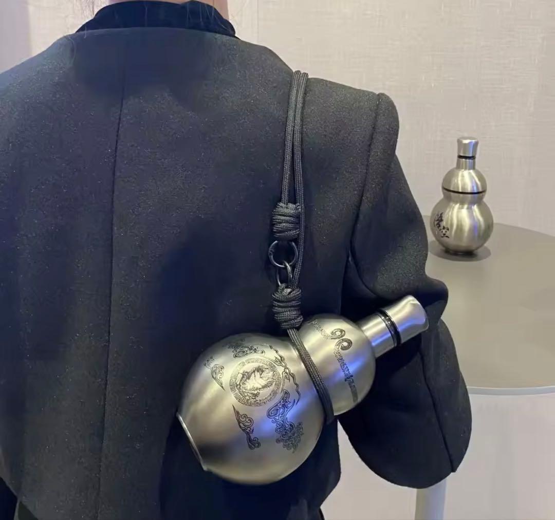 黒神話：悟空 ひょうたん型 ステンレスボトル 500ml 西遊記 水筒