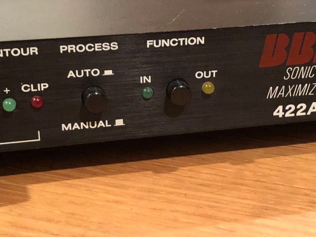 BBE Sonic Maximizer 422A 中古　チェック済み