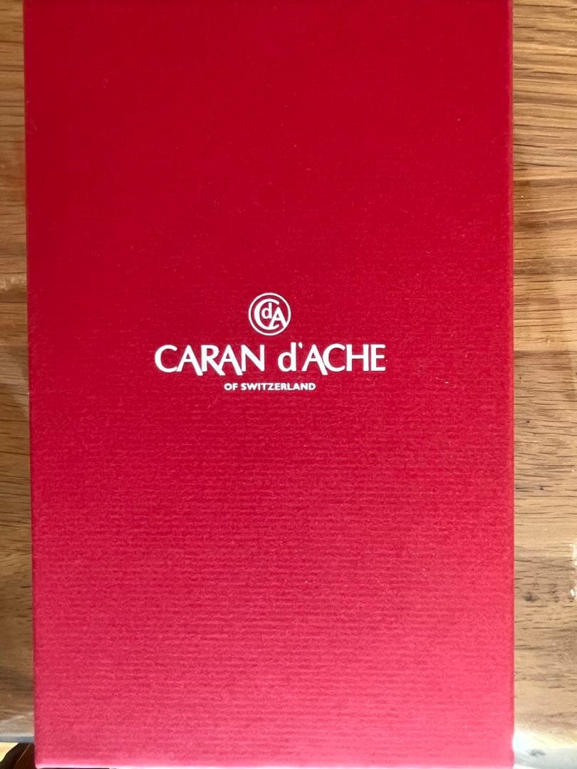 CARAN d'ACHE ボールペン