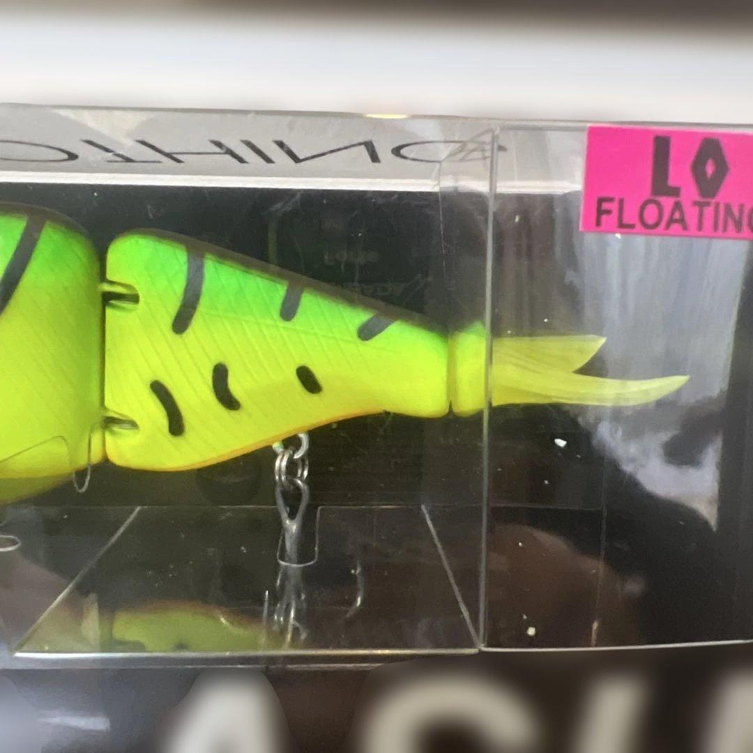 タイニークラッシュ　東京ゴールド ビレッジタイガー　v2