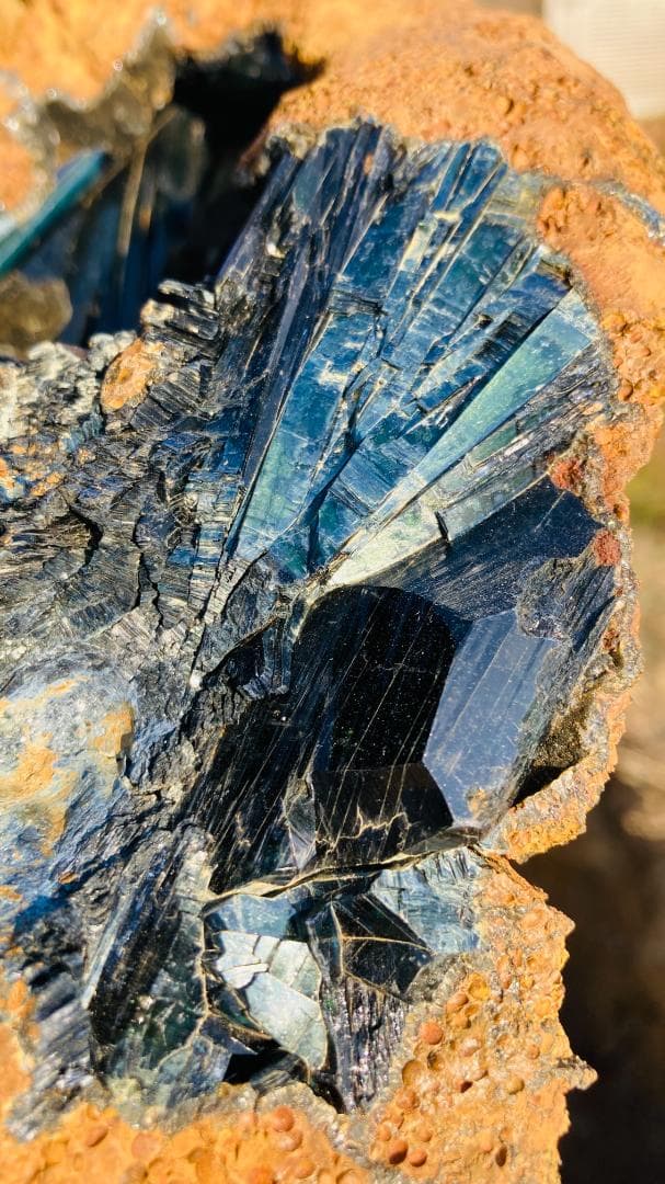 【価格交渉ok！！】2kg超え母岩つき超特大ビビアナイト（藍鉄鉱）青緑色の鉱物