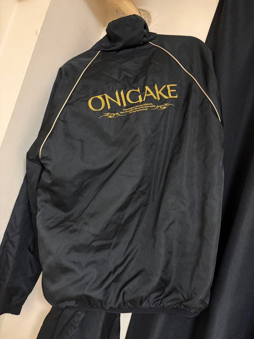 鬼掛け　セットアップ　ウインドブレーカー