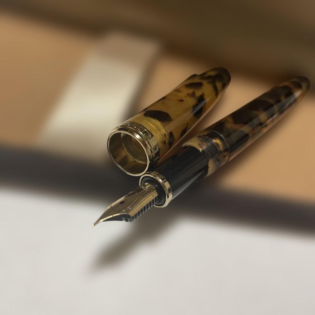 廃盤品　鼈甲　べっ甲　SAILOR セーラー　FOUNDED 1911 万年筆