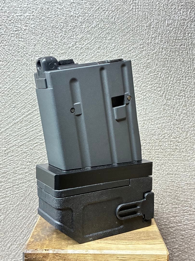R7-39 東京マルイ GBB M4 マガジンアダプター 外部ソース仕様