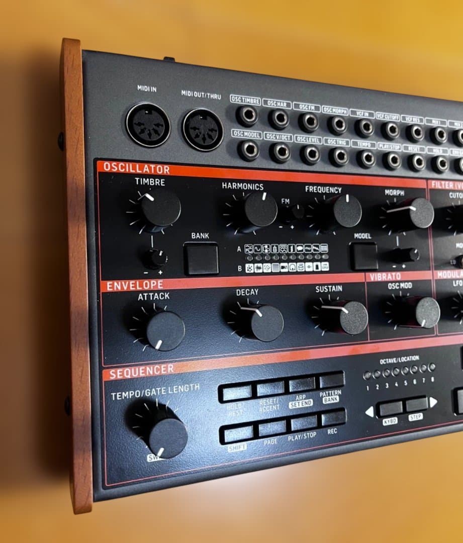 BEHRINGER GRIND セミモジュラーシンセサイザー・DAW・DTR