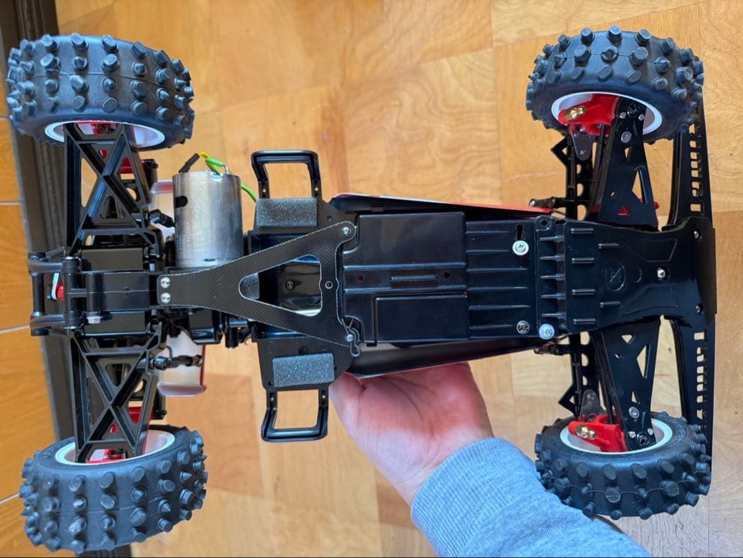 値下げ！タミヤ　1/10RCホットショット(2007)