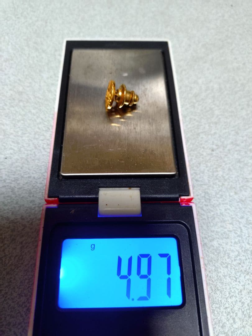 純金バッヂ　バッジ　バッチ 朝日麦酒株式会社　金　記念品 アサヒ　ASAHI