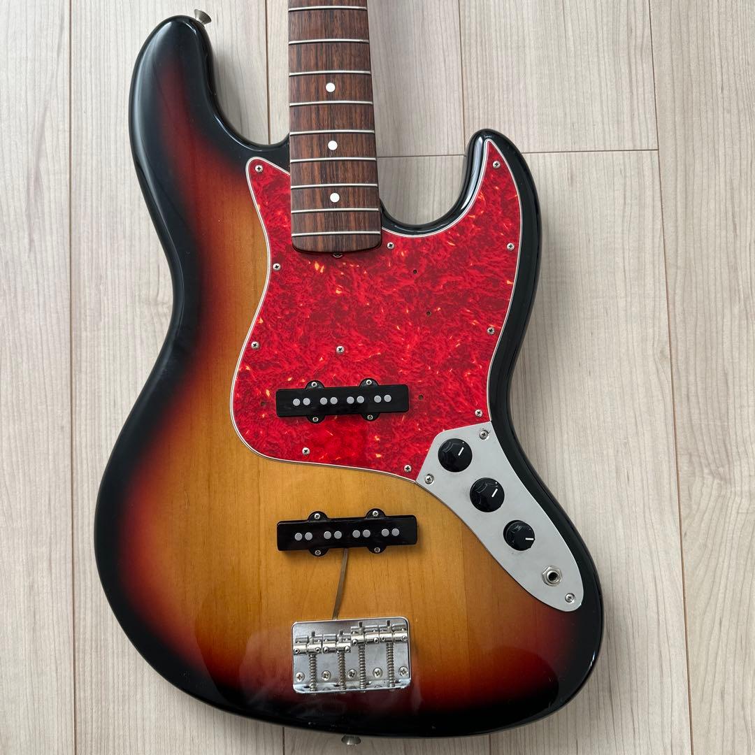 Fender Japan ベース　JB62