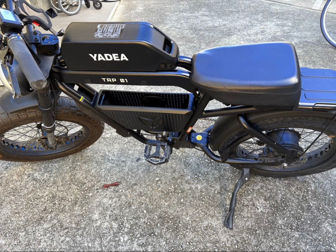 自転車本体 YADEA TRP-01