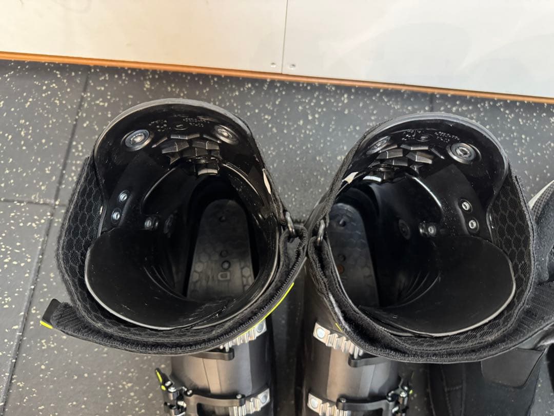 HEADスキーブーツ EDGE LYT80 26.0〜26.5cm