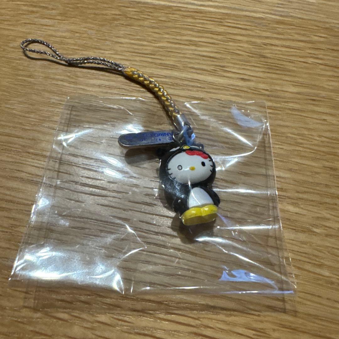 かぶりんぼキティ　シナモロール☆バッドばつ丸☆根付け ストラップ