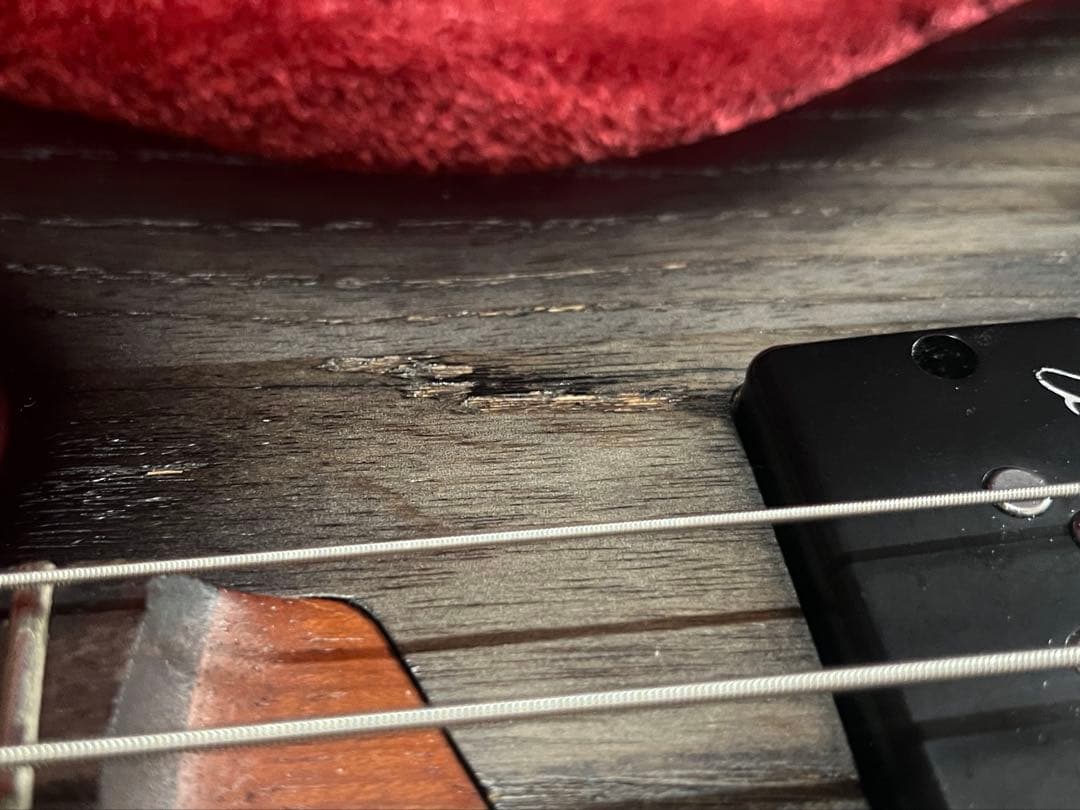 Ibanez SR605E-BKT 5弦ベース 純正ハードケース付き