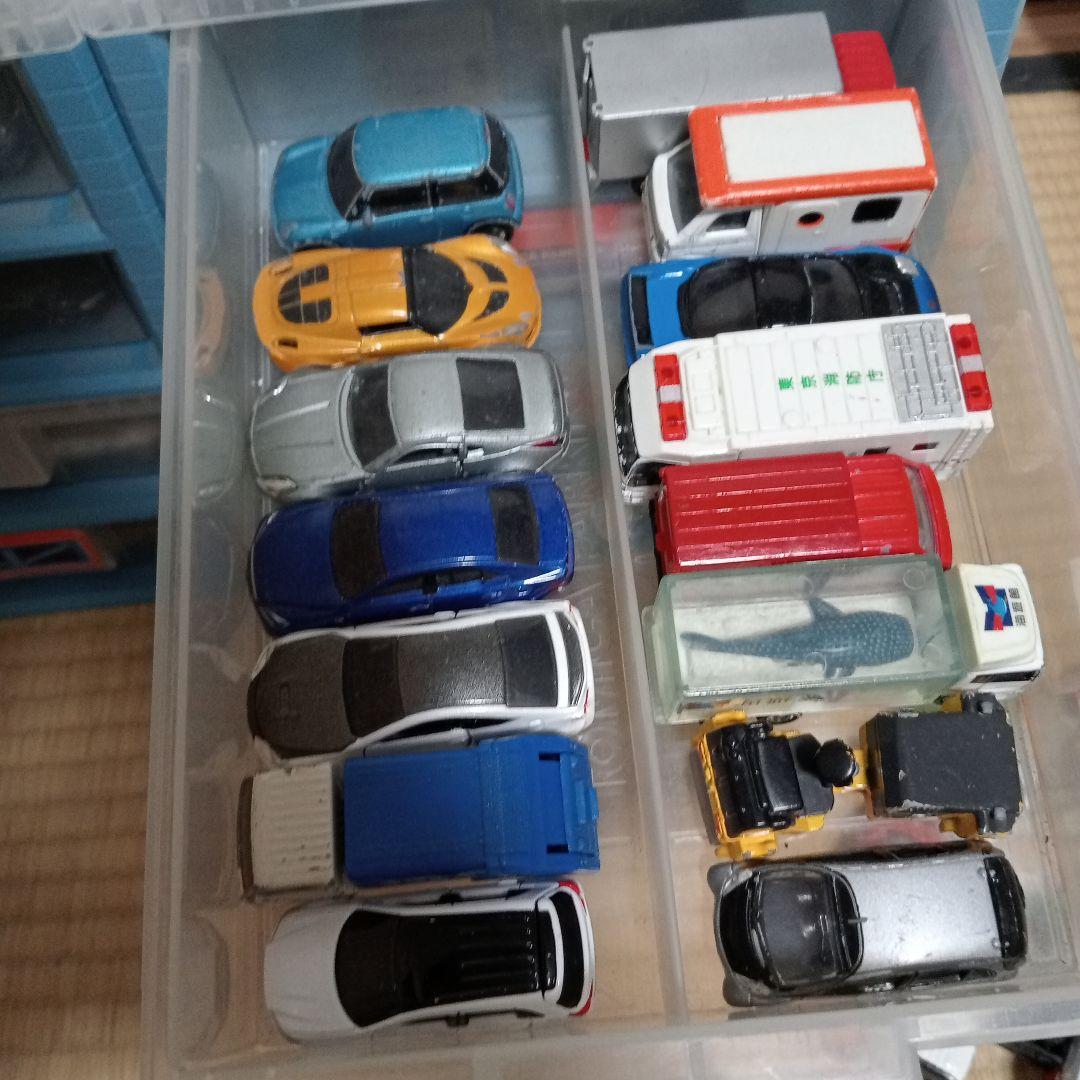 トミカ 199台 まとめ売り 収納駐車場付き