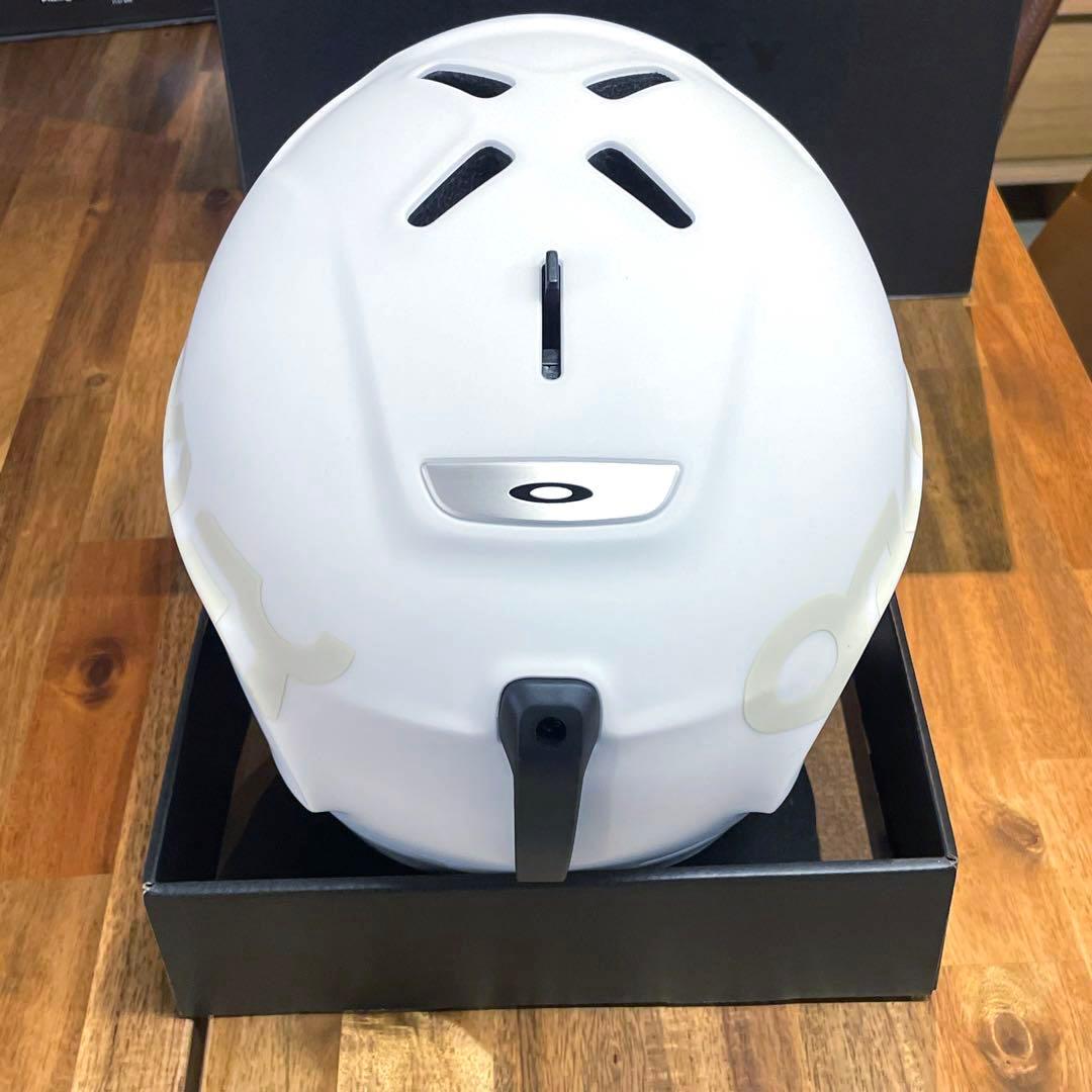 【新品・未使用】OAKLEY オークリー　MOD3 ヘルメット　Lサイズ