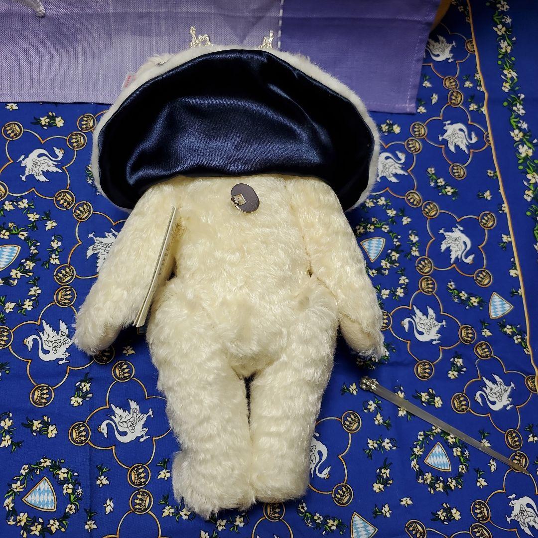 抽選予約限定シュタイフエリザベス２世長期在位記念ベア