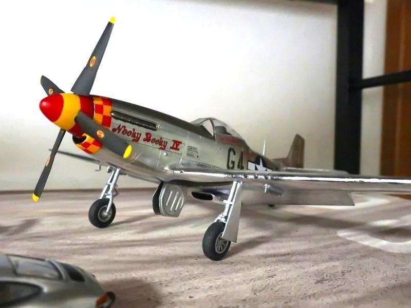 トップガン マーヴェリックでも登場 1/72 マスタング P51 塗装済完成品