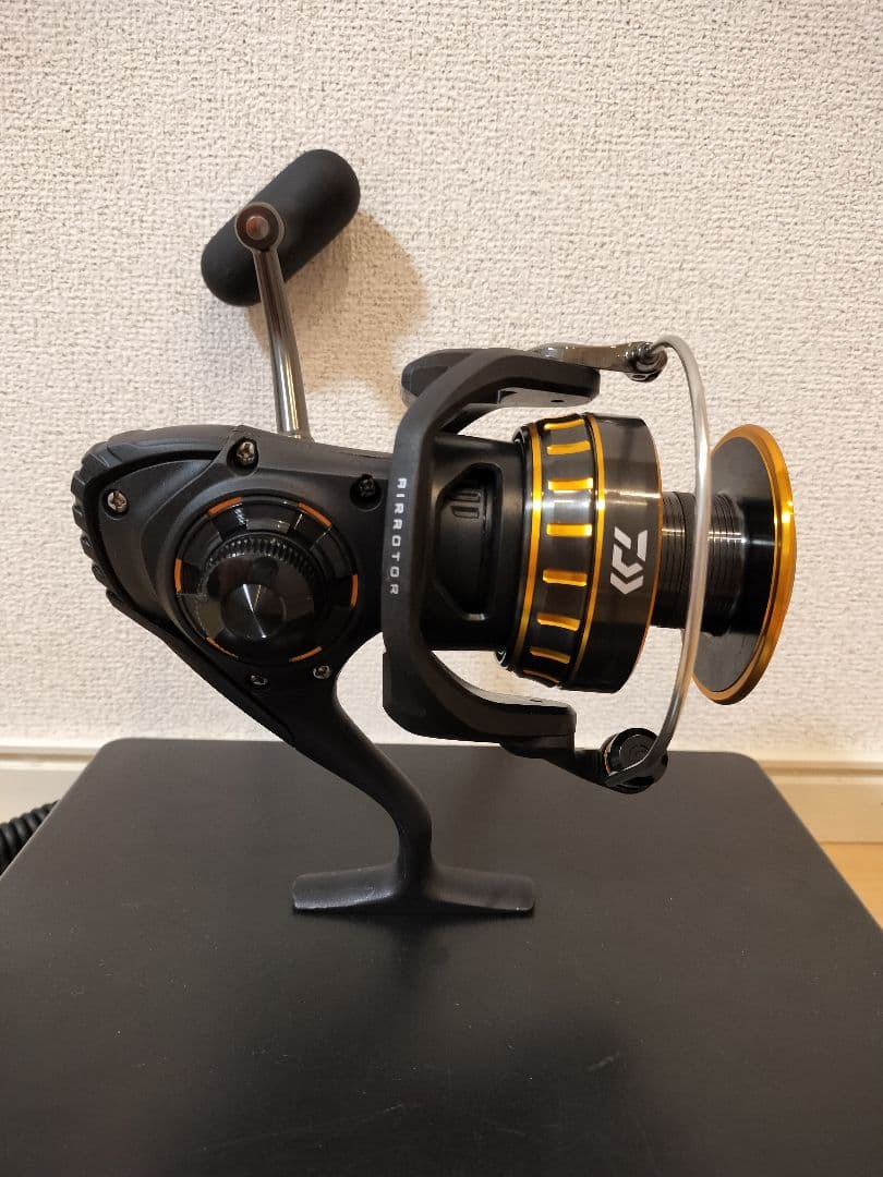 【未使用】ダイワ(DAIWA) スピニングリール 16 BG 5000H