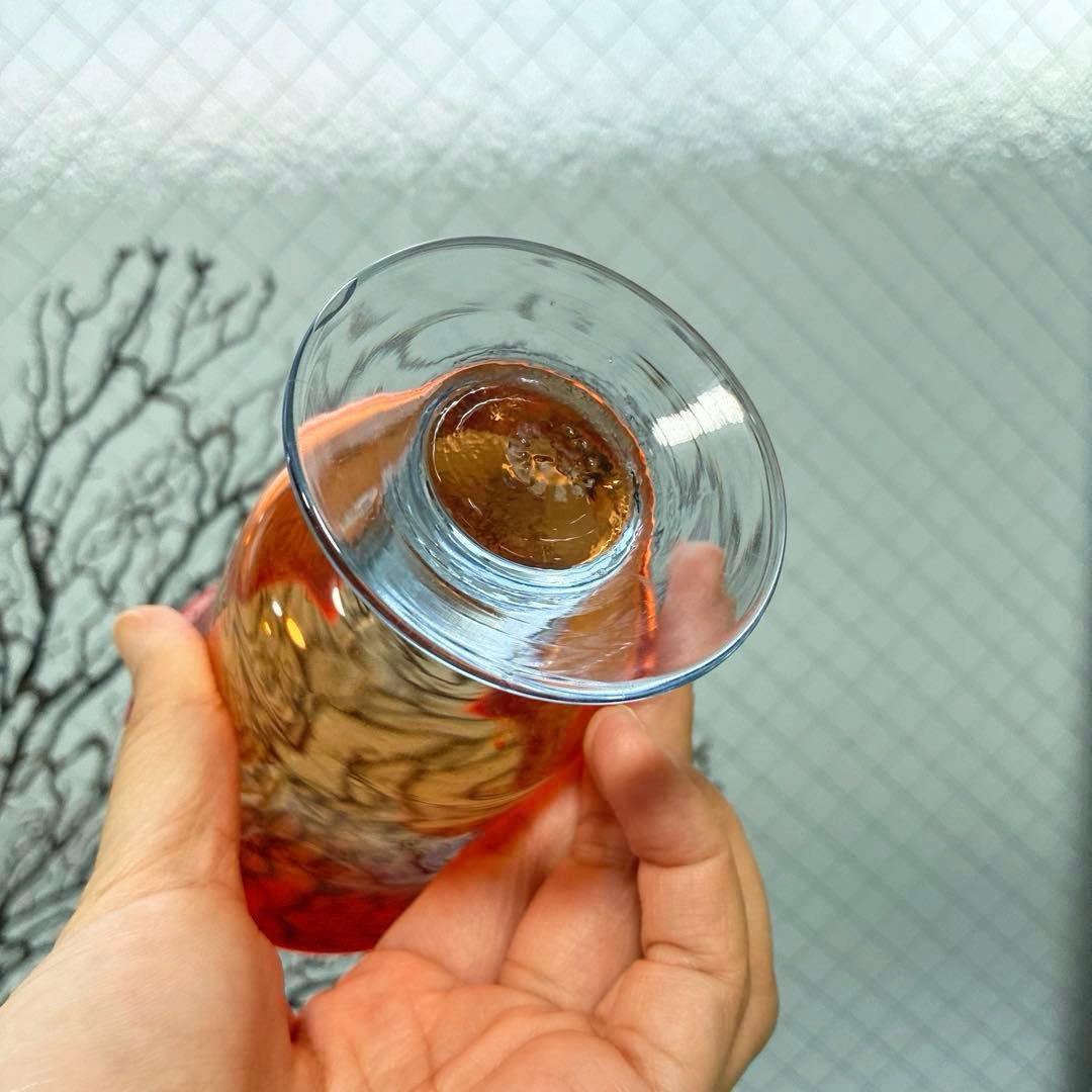 骨董　時代ガラス　希少　朱赤暈し　ベル型　水色脚付　小さめ　氷コップ１客