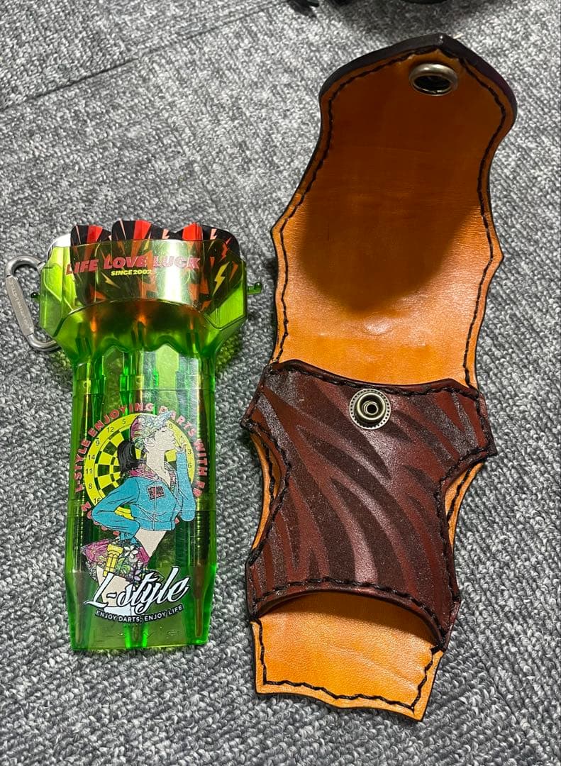 クリスタルワン　ダーツケース