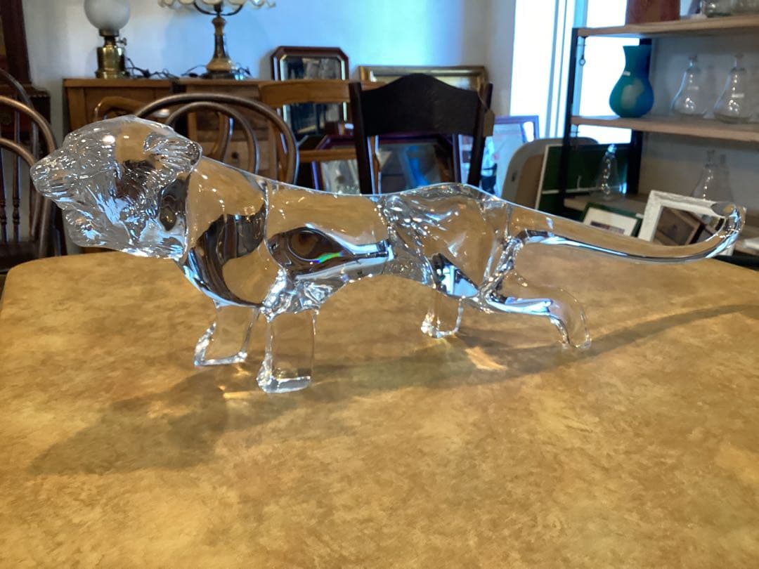 ドーム　クリスタル　ライオン