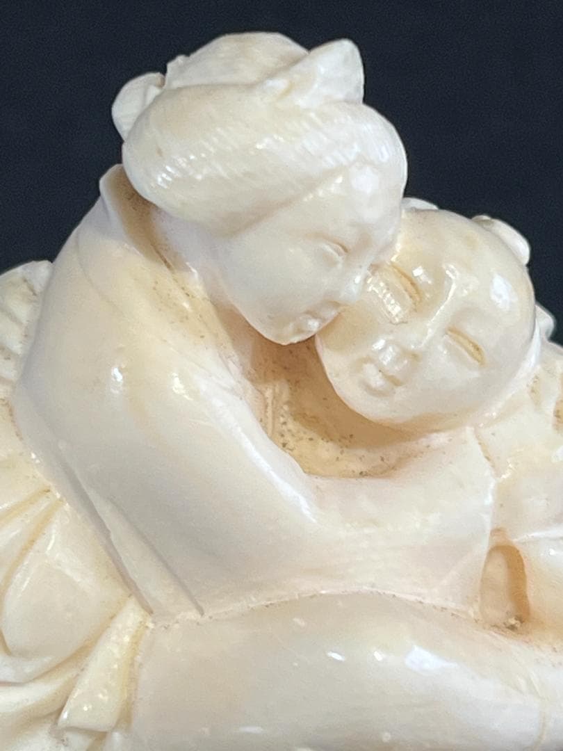 大型根付　浮世絵春画　無着色根付　天然素材牙彫　逸品希少品