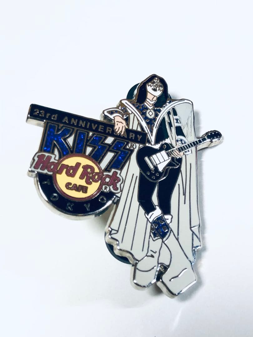 ハードロックカフェ東京　23rdアニバーサリー　kissピンバッジ希少品