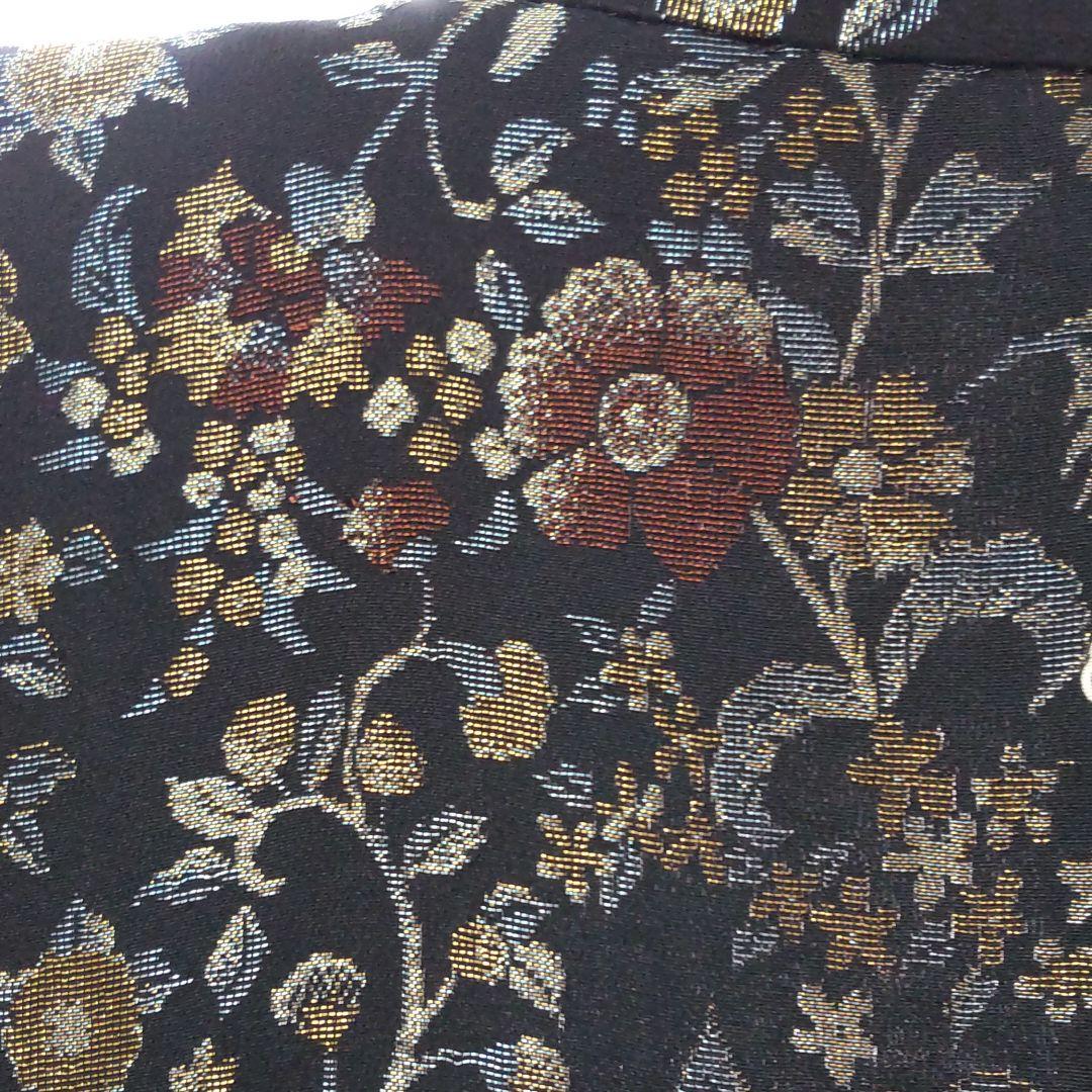 羽織り、金、プラチナ、漆使用。