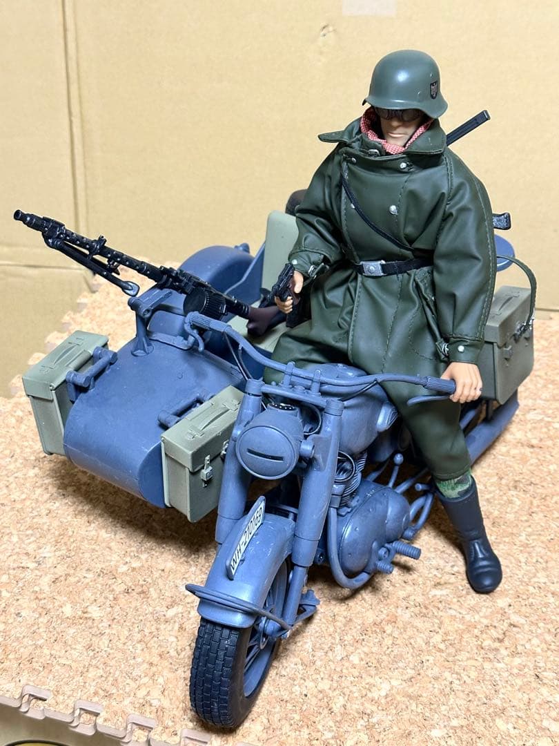 21st century toys 1/6 ドイツ軍　サイドカー 兵士付き