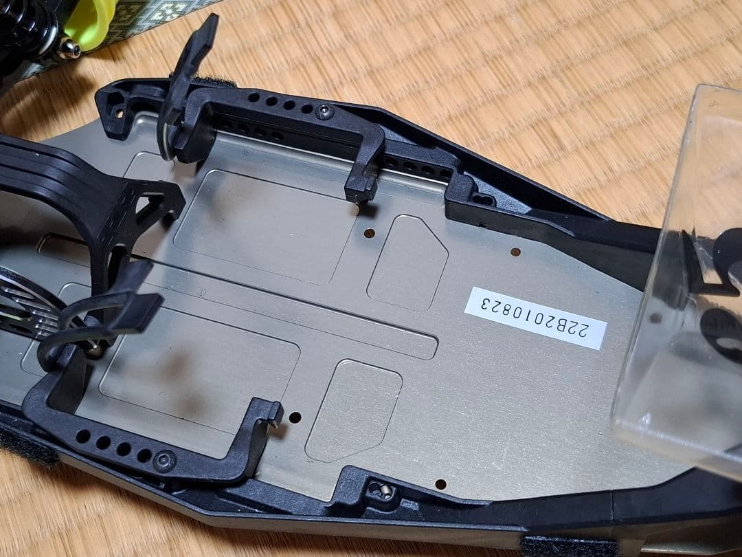 M*a様 TLR 22DC 5.0 ROLLER　未走行