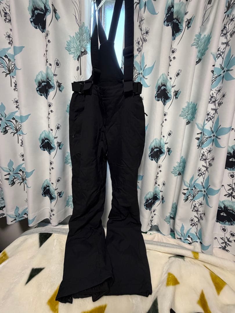 PERFORMAL スキーウェア 赤と黒