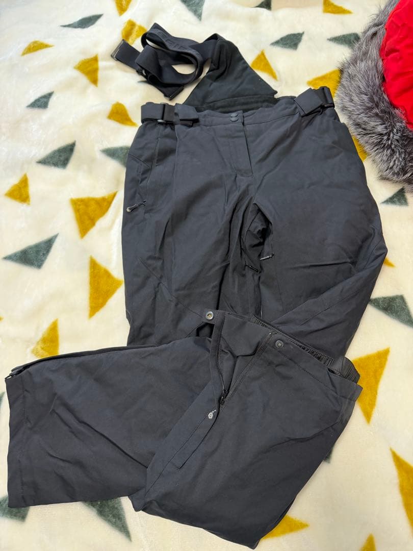 PERFORMAL スキーウェア 赤と黒