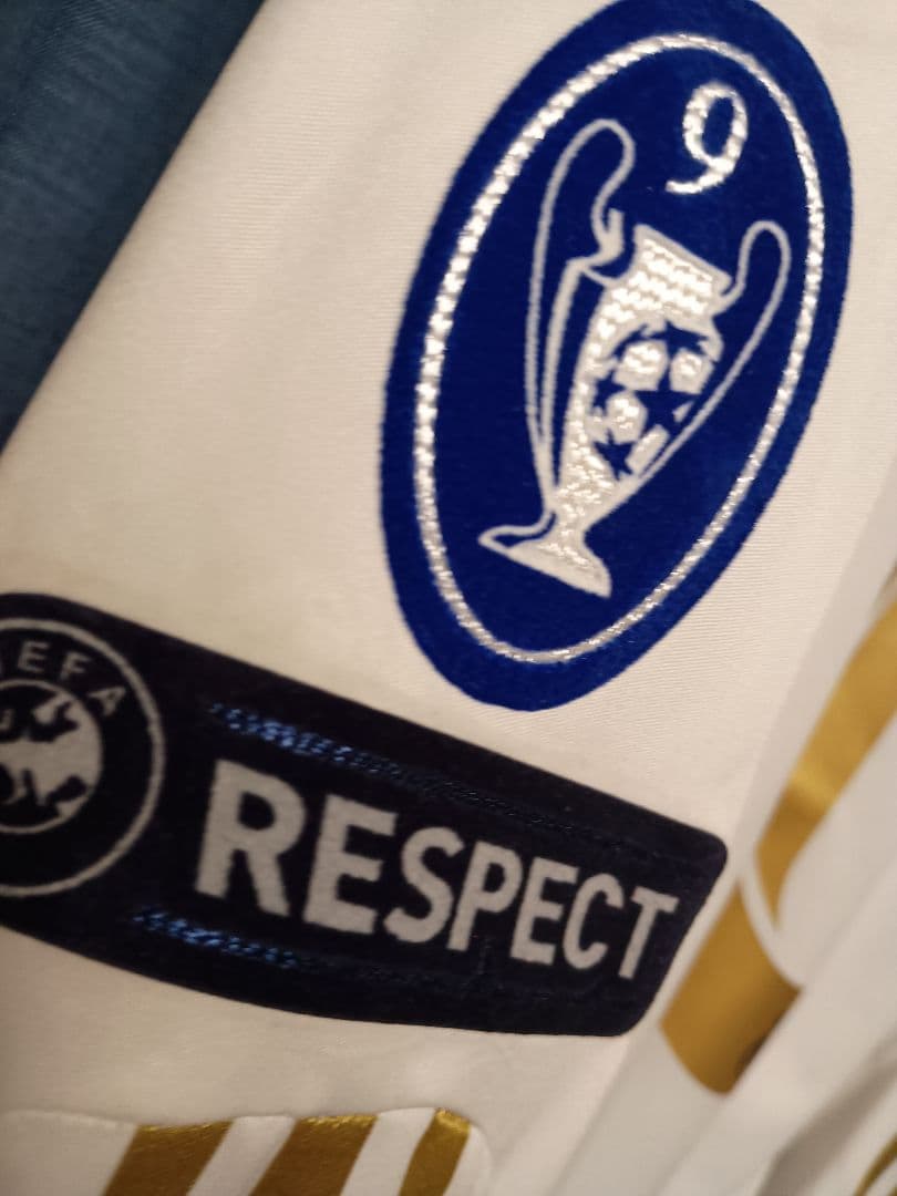 メスト・エジル ユニフォーム レアル・マドリード2011-2012