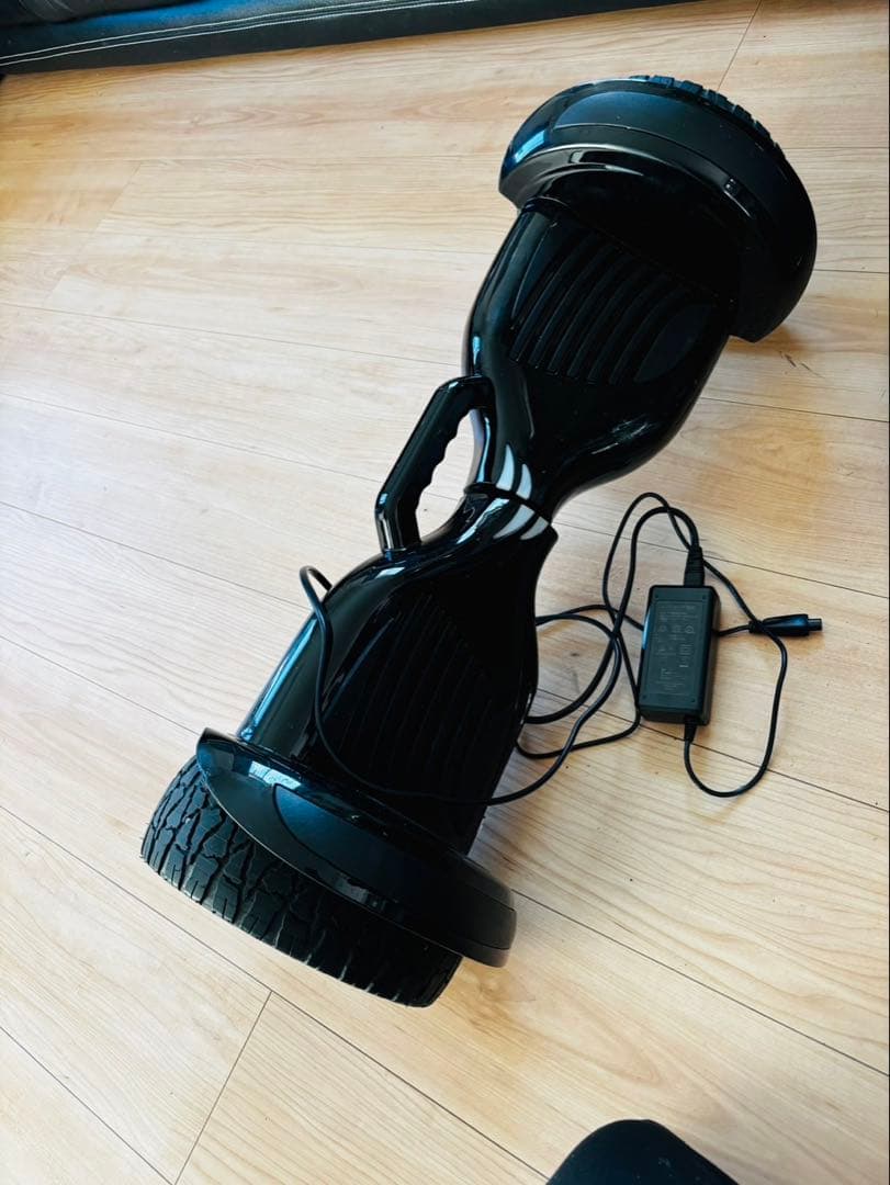 ☆光る・Bluetoothで音楽も☆ 電動スケボー LEDライト付き　ブラック