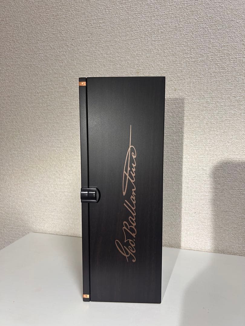 Ballantine's 30年 ブレンデッドスコッチウイスキー　木箱入り