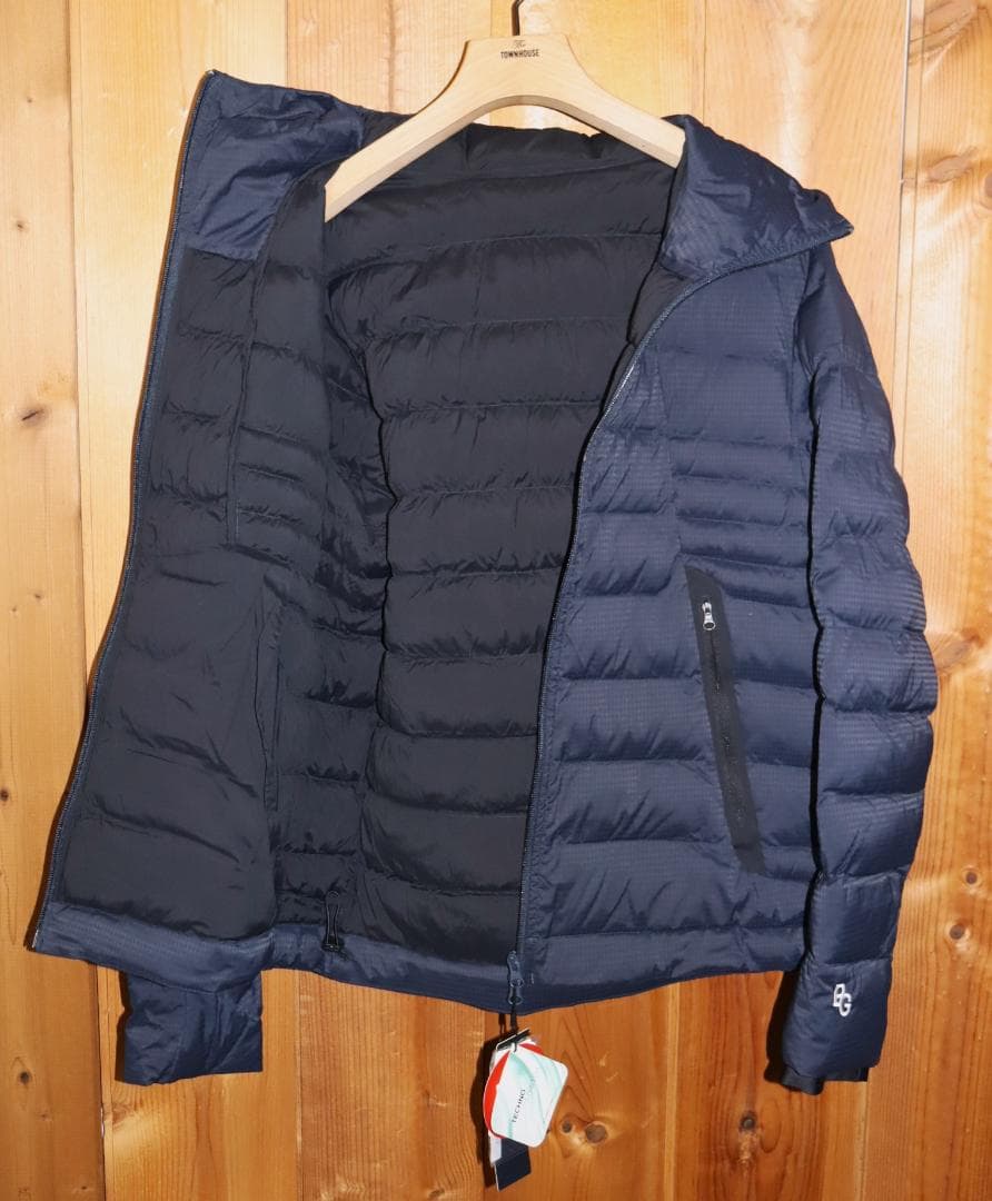 新品 パーリーゲイツ 中綿 フレアボール ストレッチ ジャケット (5/L)Ⓗ