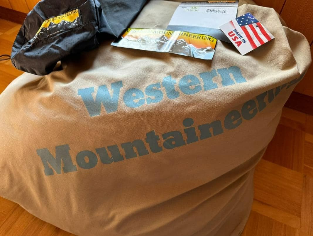 Western Mountaineering MegaLite 寝袋