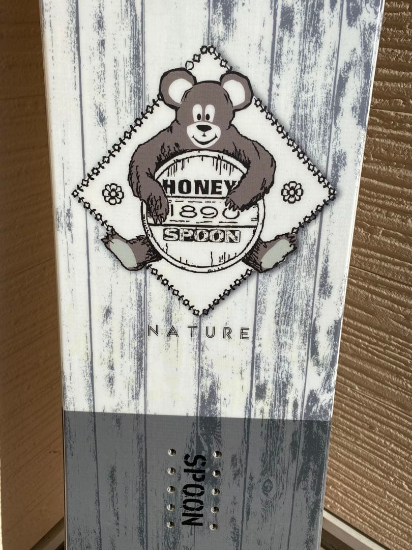 スプーン146cm スノーボード　NATURE LOW-CAMBER/TWIN