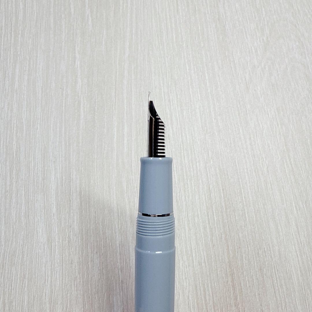 梅田茶屋町店10周年 限定万年筆 チャスカブルーシルバー プロギアスリム