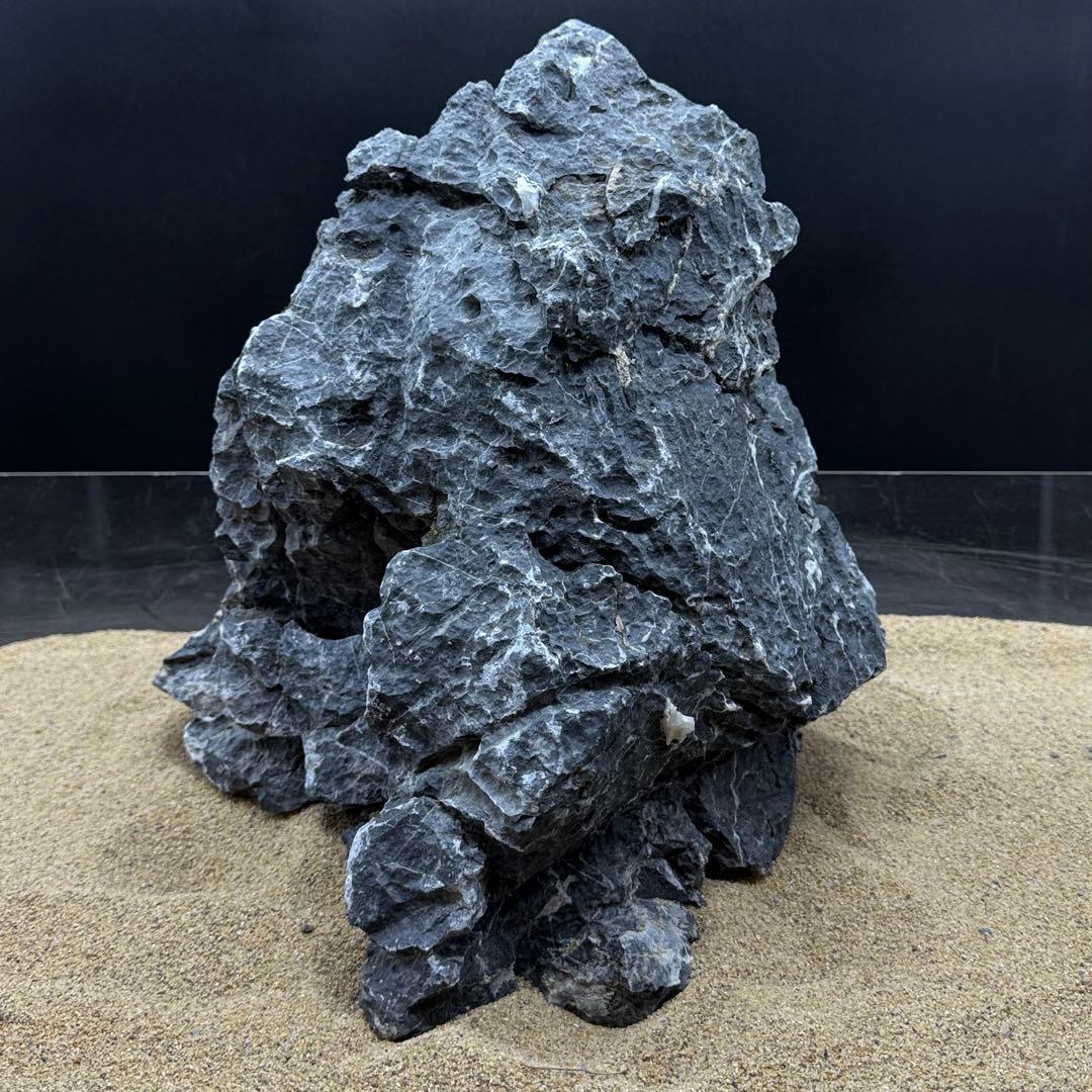 MSS-7024 「セレクト品」酸処理青龍石親石　35cm 龍王石　竜王石