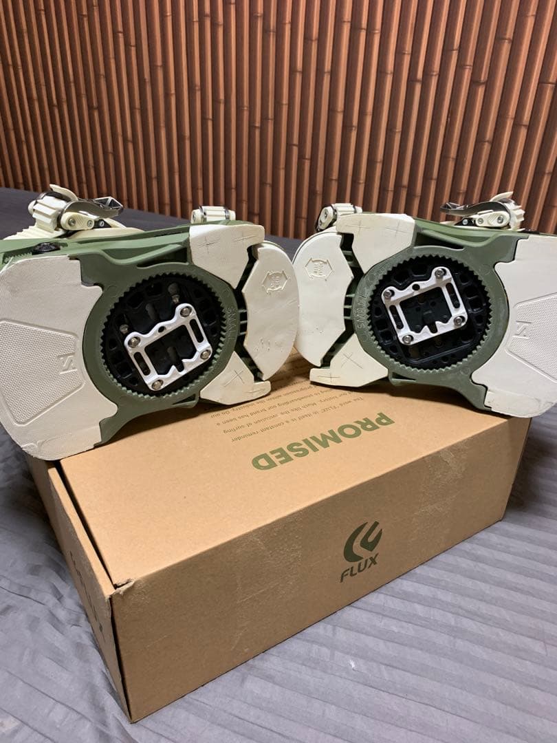 SALOMON ディストリクトHPS Sサイズ