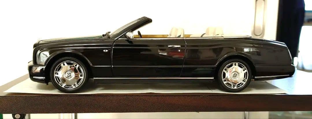1/18 BENTLEY AZURE 2006 ベントレーアズール