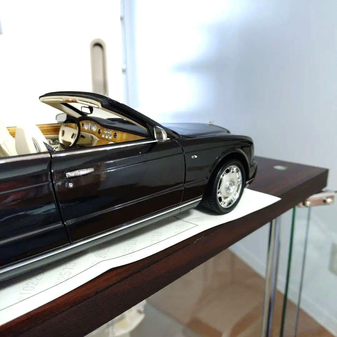 1/18 BENTLEY AZURE 2006 ベントレーアズール