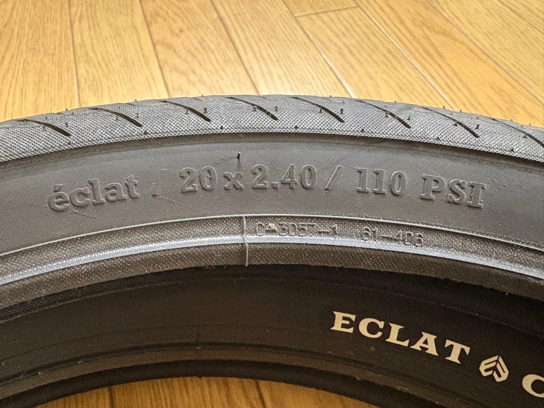 ECLAT CREATURE 20×2.40 BMXタイヤセット