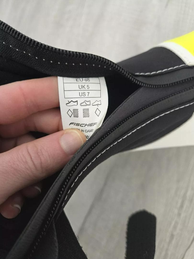 ユズユミFISCHER RCS Skate WS EU38 新品未使用