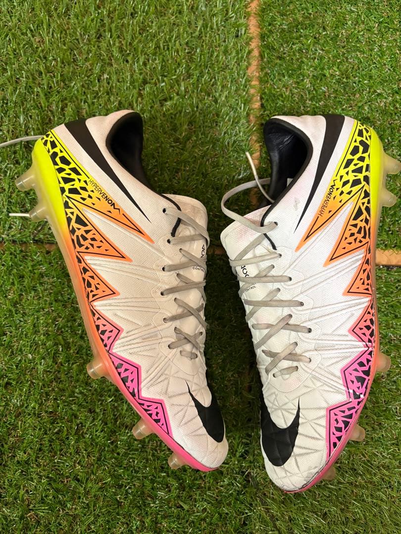 ハイパーヴェノム ファントム フィニッシュ マーキュリアル エリート FG 6