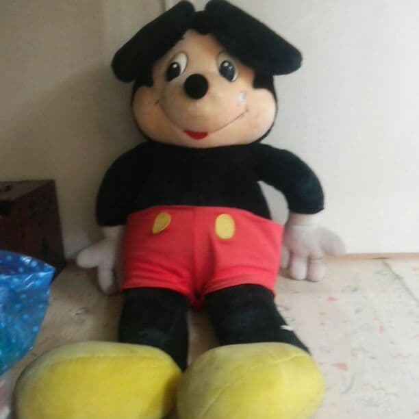 ミッキーマウス 等身大ぬいぐるみ