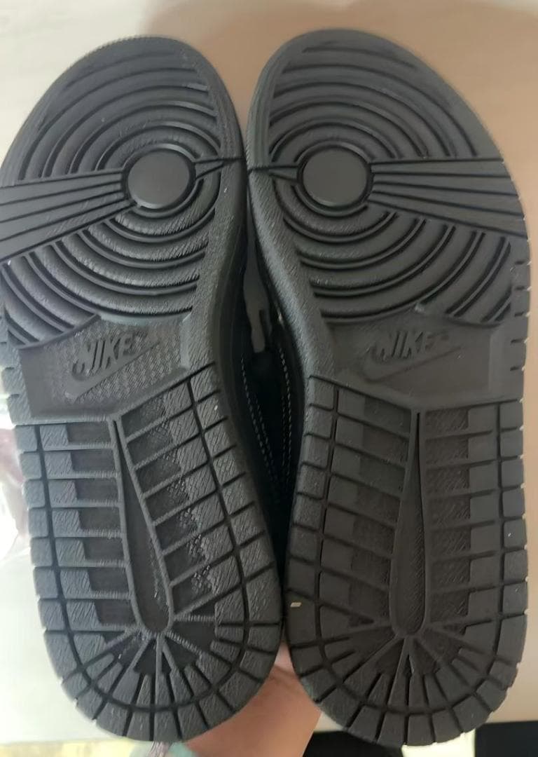 Nike Air Jordan 1 ブラック スニーカー**28cm**