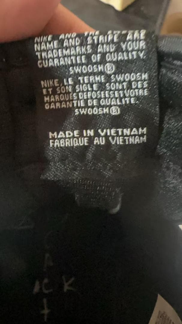 Nike Air Jordan 1 ブラック スニーカー**28cm**