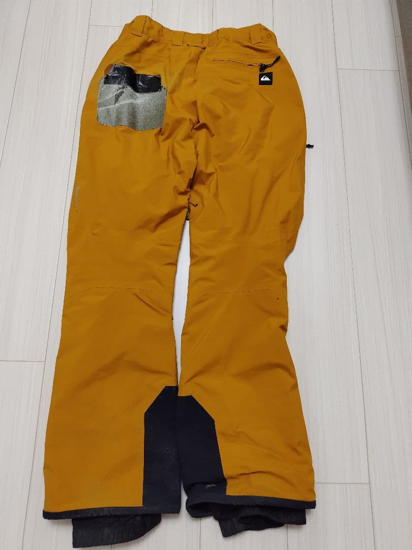 クイックシルバー　スノーパンツ　gore-tex
