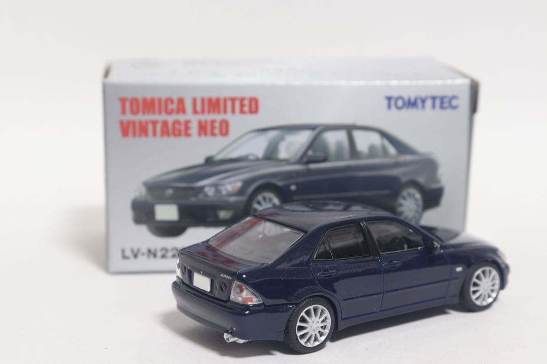 トミカリミテッドヴィンテージネオ LV-N227b アルテッツァ RS200
